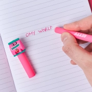 PEN02_PEN-BUDDIES_BETTY_GOMME_FC-converti-depuis-jpg.webp